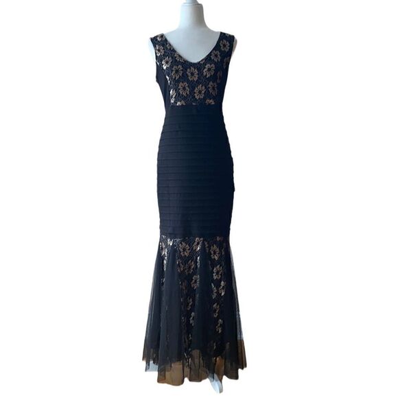 Candalite Formal Dress    - Picture 1 of 14